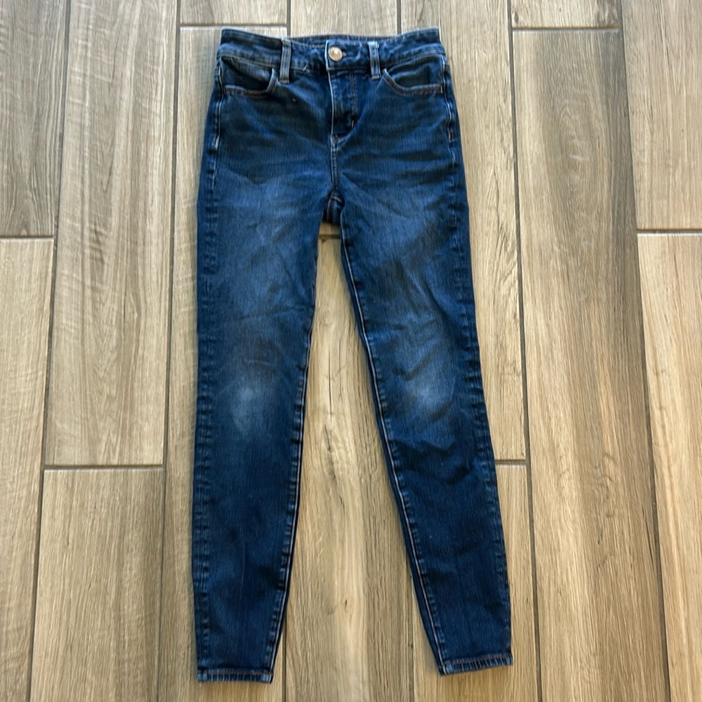 Rarely worn American Eagle jeans